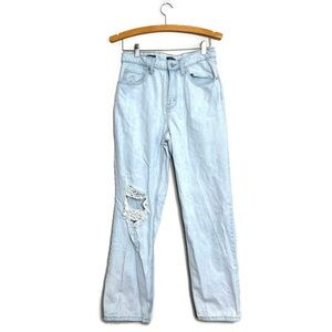 Wild Fable High Rise Dad Jean Distressed Light Wash Women’s Size 4